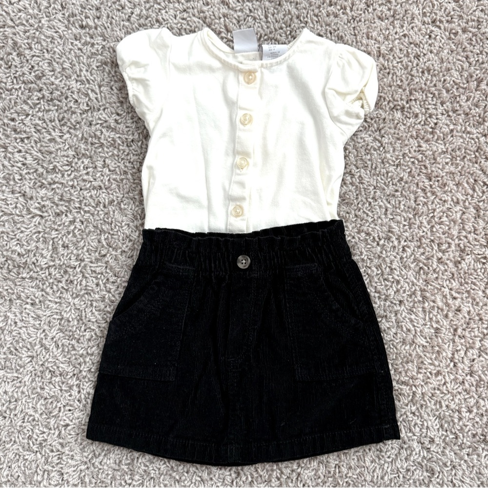 Old Navy 12-18M Black Corduroy Skirt